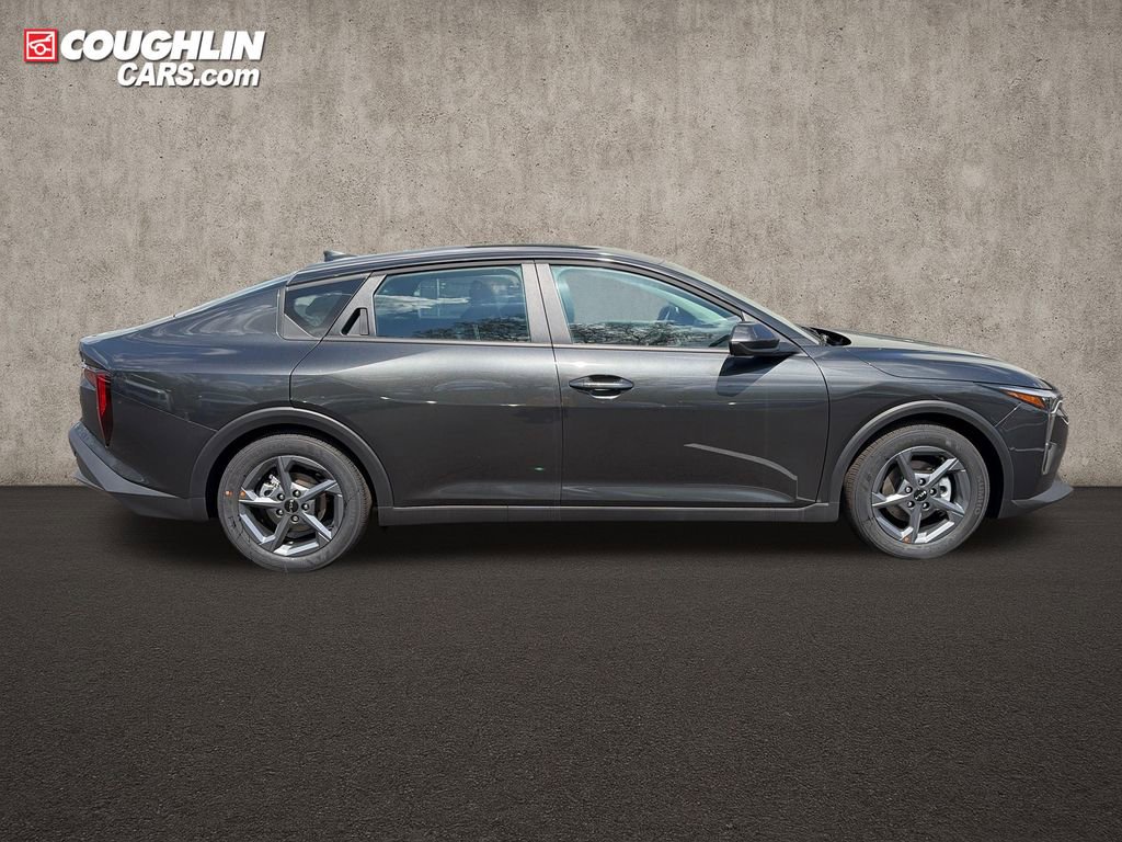 New 2026 Kia K4 FWD image 9