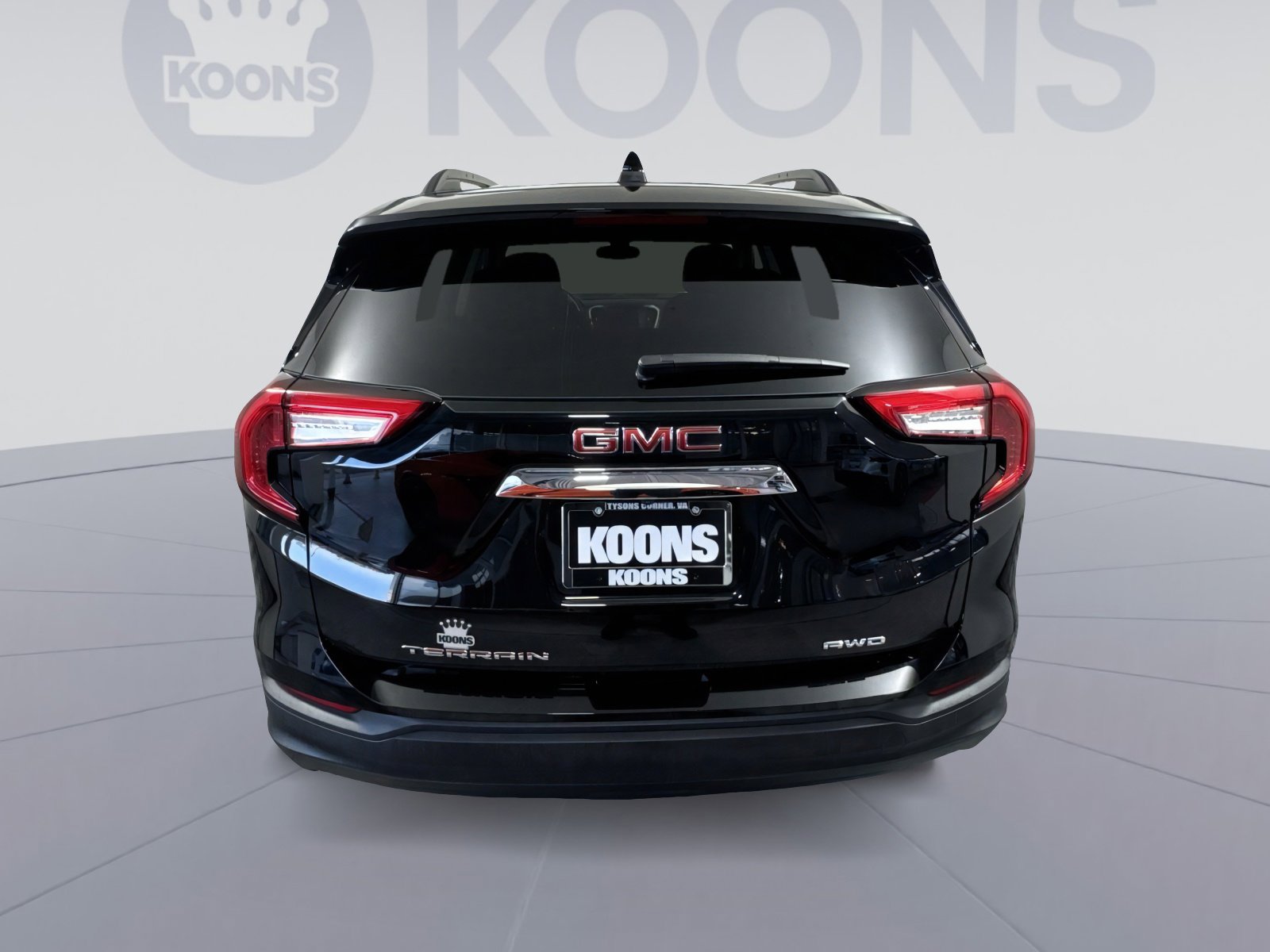 Used 2022 GMC Terrain SLE w/ Driver Convenience Package image 5