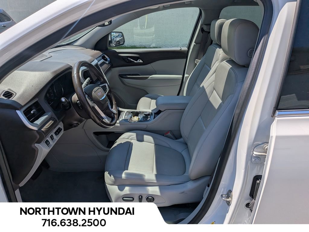 Used 2021 GMC Acadia SLT w/ Technology Package AWD/4WD image 11