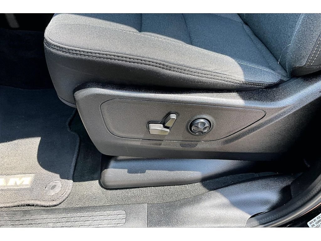 Certified 2021 RAM 1500 Big Horn RWD image 30