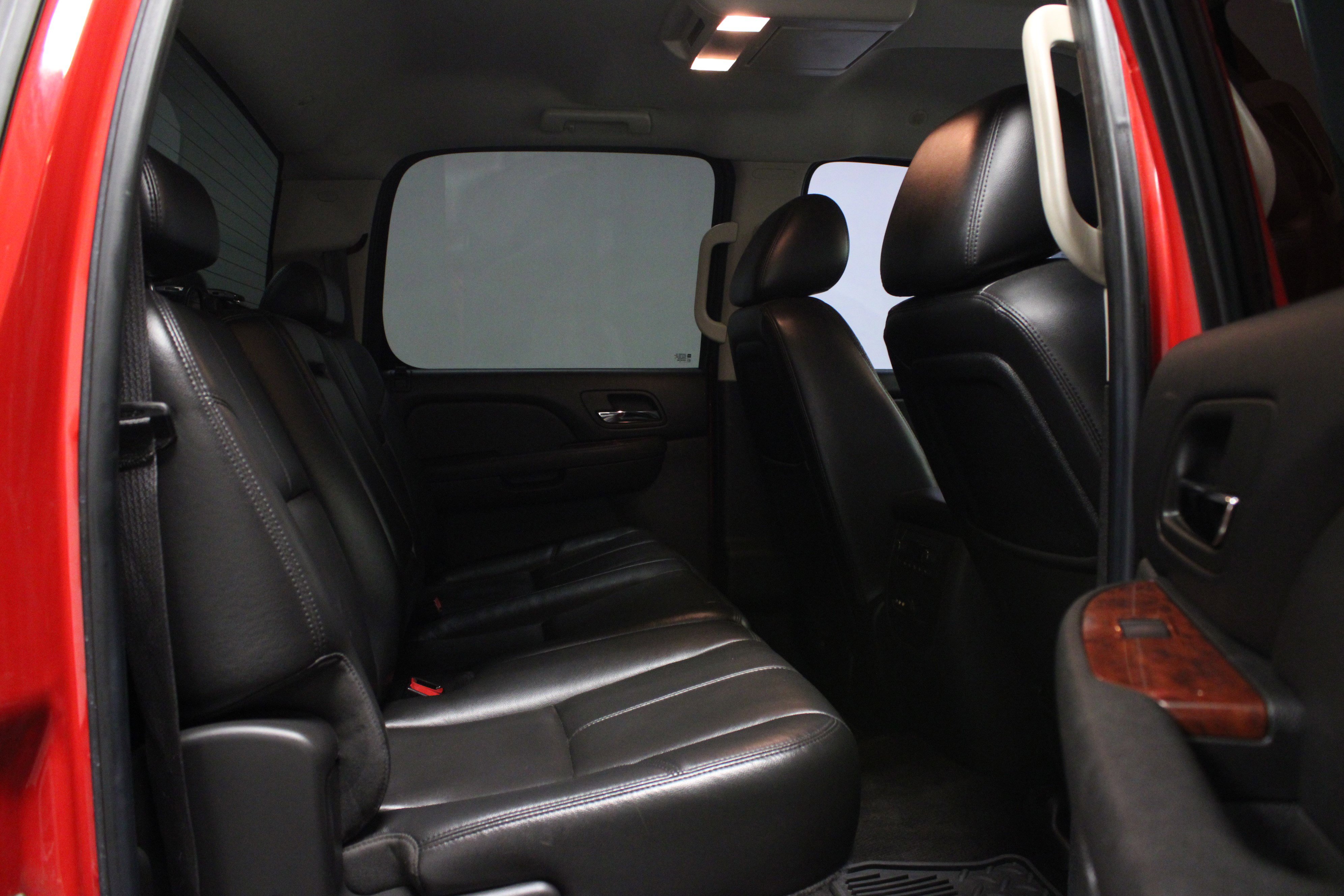 Used 2011 GMC Sierra 2500 SLT w/ Entertainment Package image 15