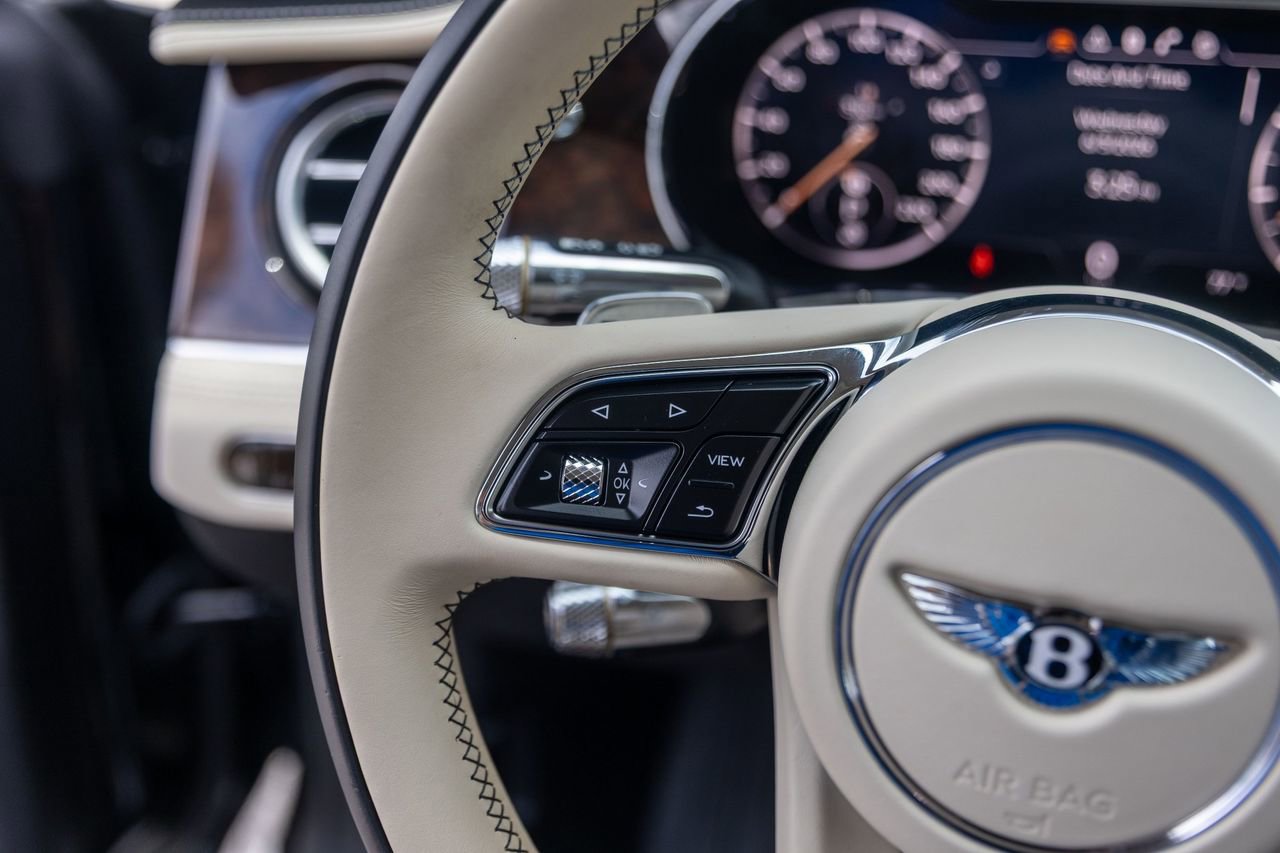 Used 2022 Bentley Continental GT AWD/4WD image 34