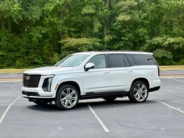 Certified 2025 Cadillac Escalade Sport Platinum AWD/4WD image 2
