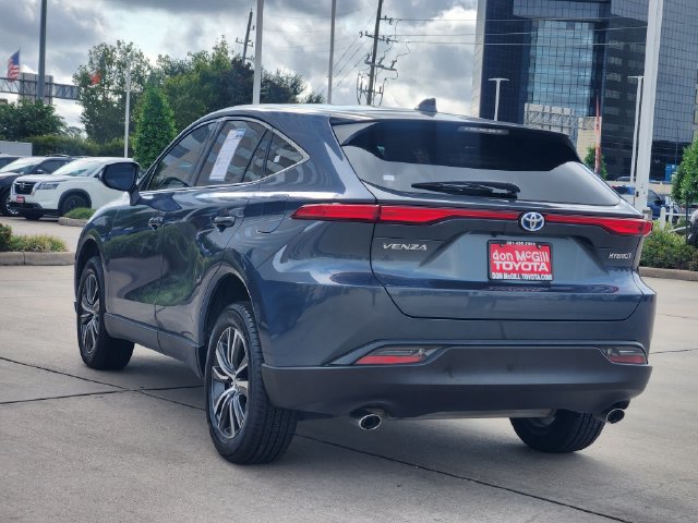 Certified 2022 Toyota Venza LE AWD/4WD image 7