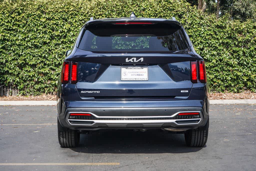 Used 2023 Kia Sorento EX FWD image 4