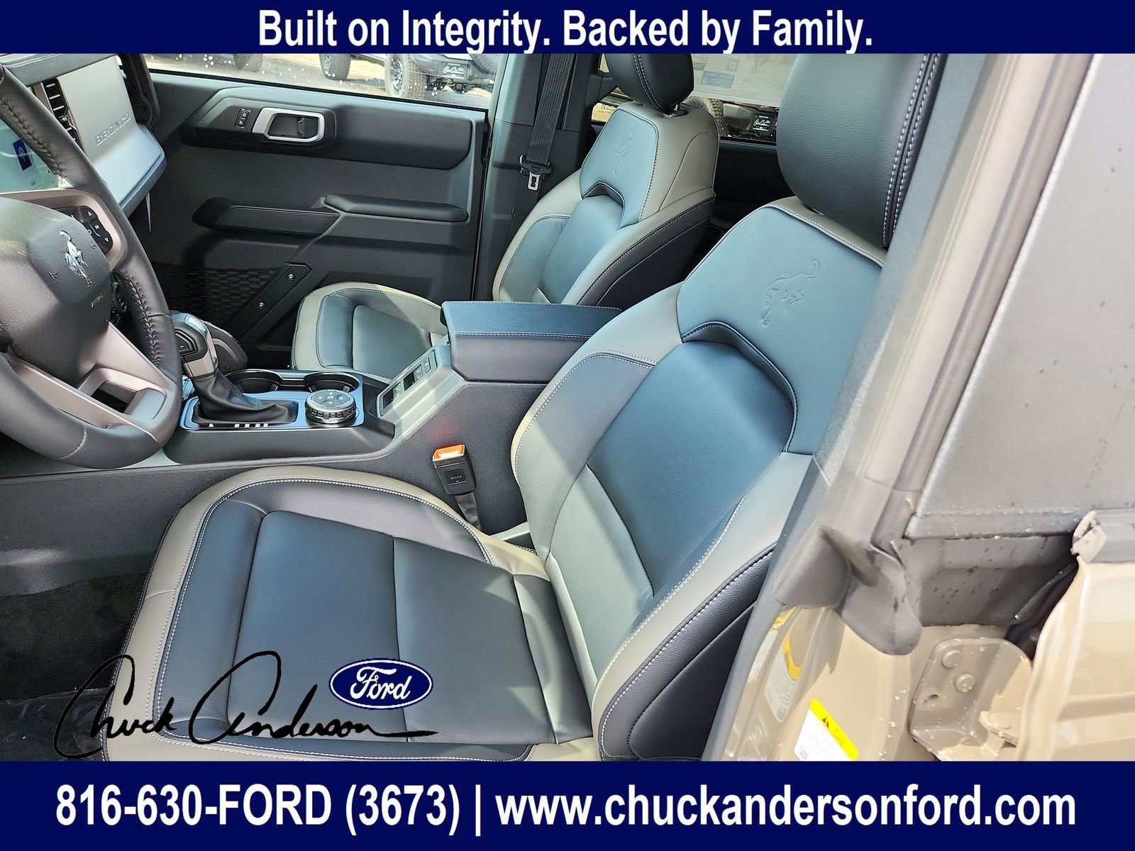 New 2026 Ford Bronco Outer Banks AWD/4WD image 12