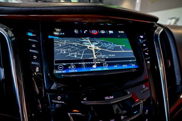 Used 2018 Cadillac Escalade ESV Luxury AWD/4WD image 43