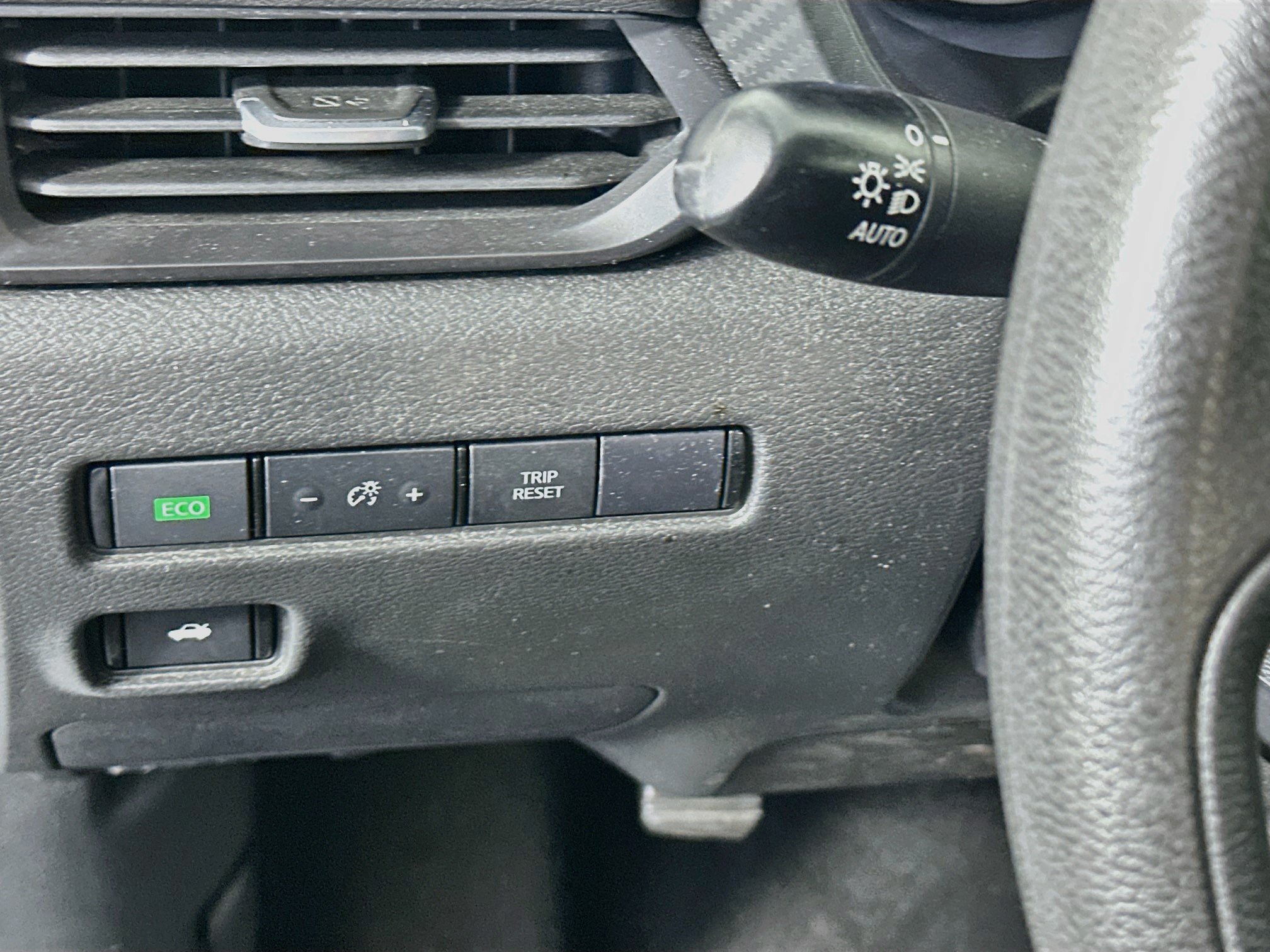 Used 2024 Nissan Sentra S FWD image 17