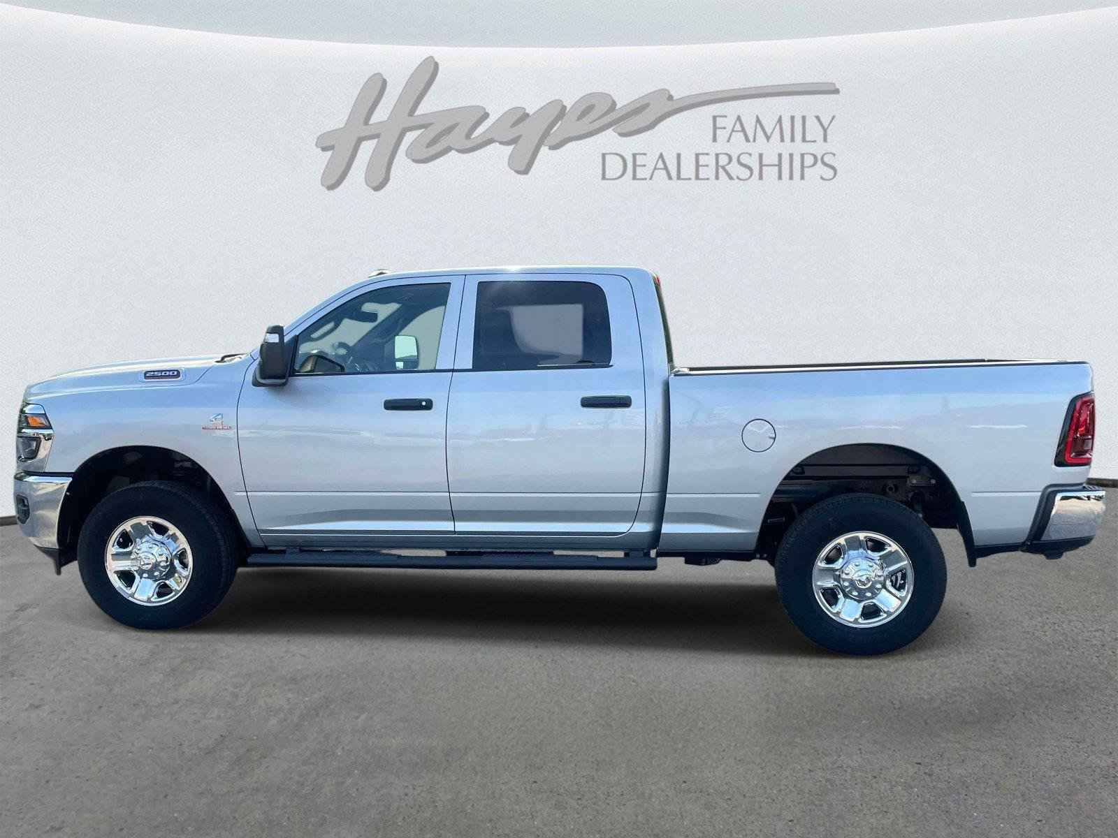 New 2026 RAM 2500 Tradesman AWD/4WD image 6