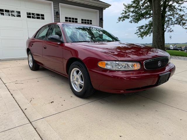 Used 2004 Buick Century Custom FWD image 3