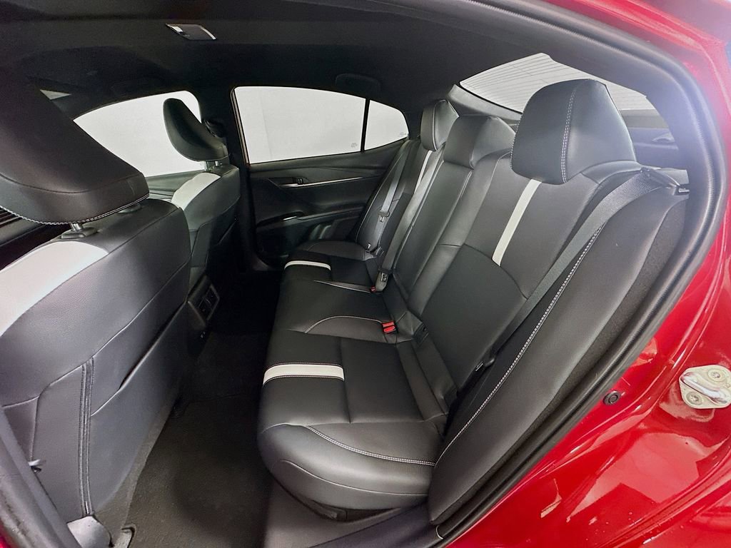 Certified 2025 Toyota Camry SE image 24