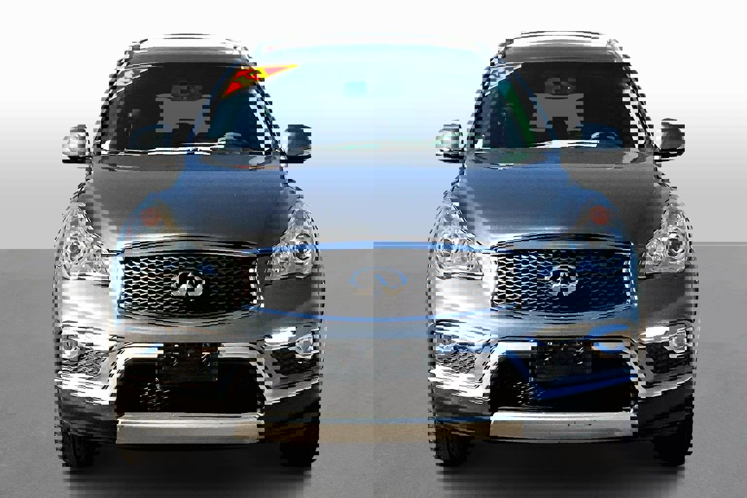 Used 2017 INFINITI QX50 Base w/ Premium Plus Package image 3