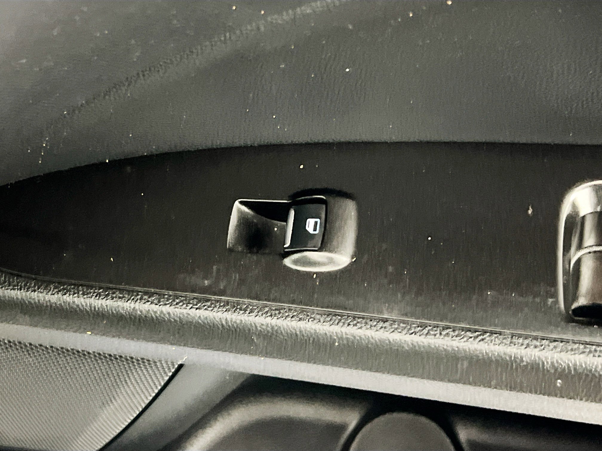 Used 2020 Ford Fusion SEL FWD image 32