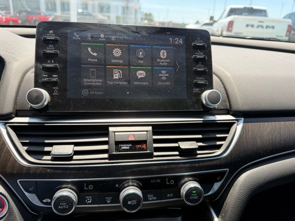 Used 2018 Honda Accord EX image 11
