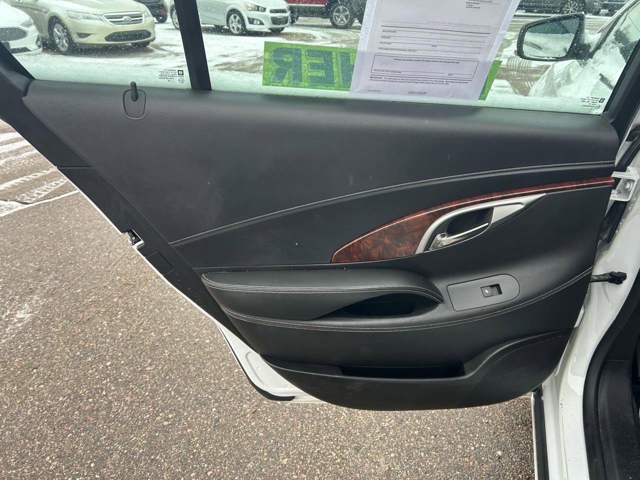 Used 2011 Buick LaCrosse CXL image 13