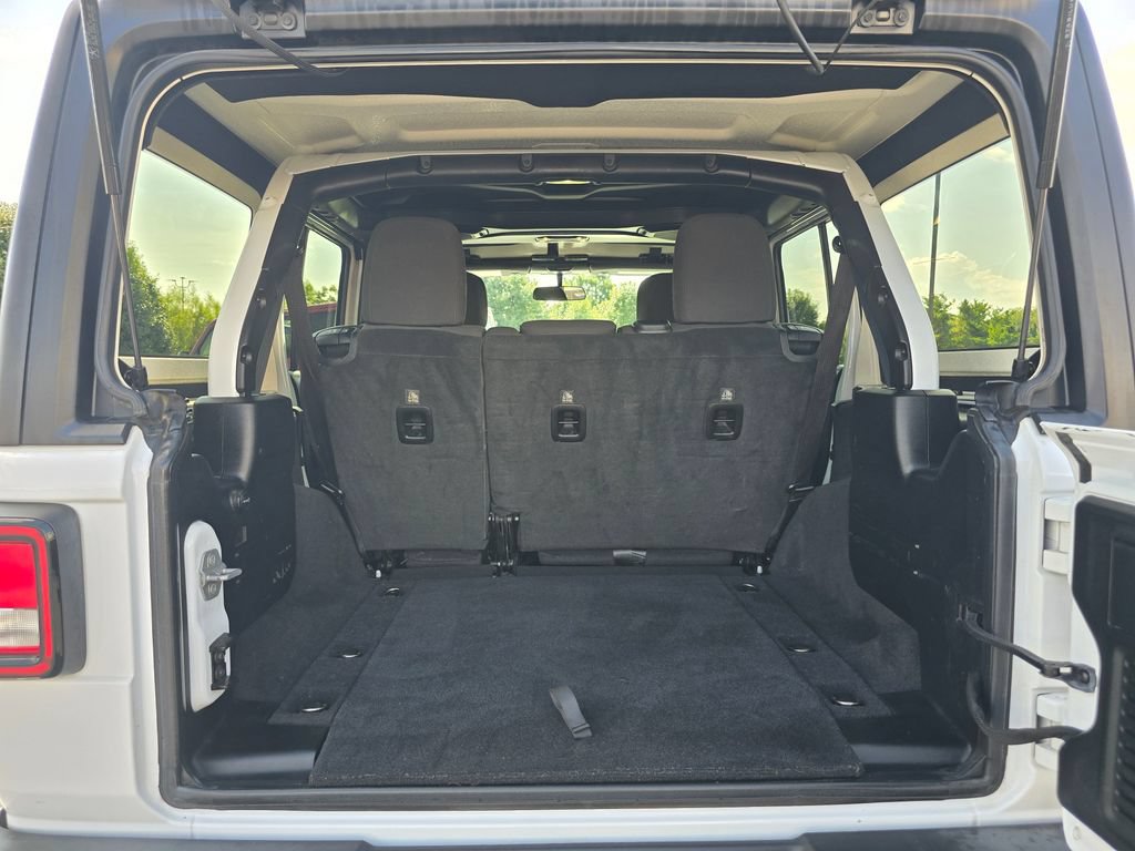 Used 2019 Jeep Wrangler Unlimited Sport AWD/4WD image 13
