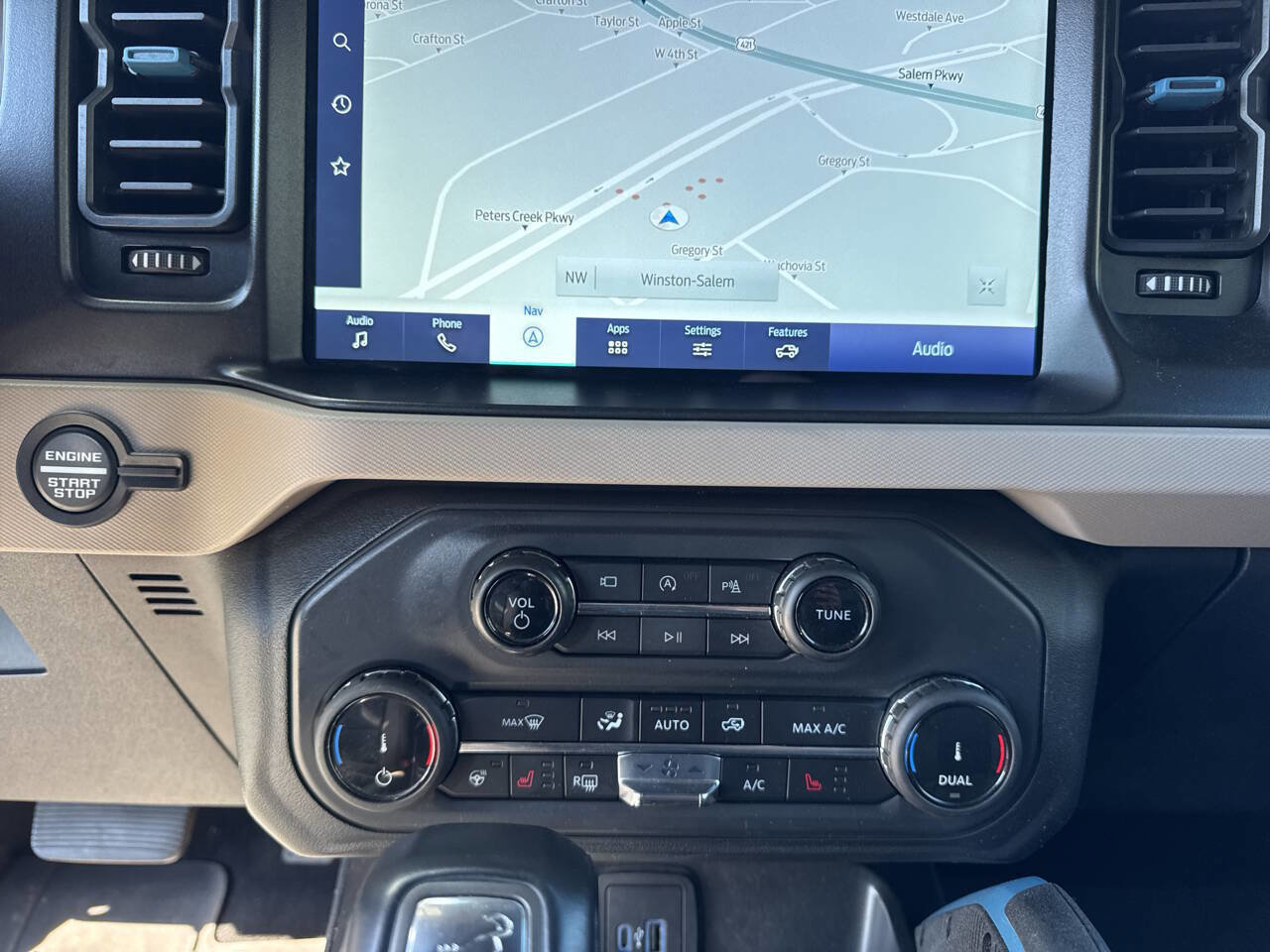 Used 2022 Ford Bronco Wildtrak image 23