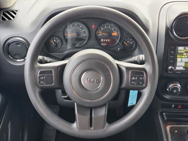 Used 2017 Jeep Patriot Sport w/ Power Value Group FWD image 18