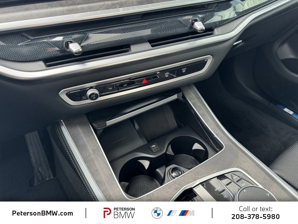 Used 2024 BMW X5 xDrive40i w/ Premium Package image 32