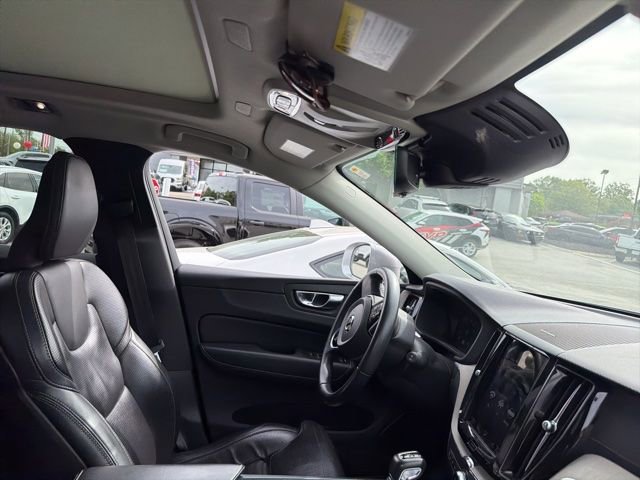Used 2021 Volvo XC60 T5 Inscription w/ Protection Package Premier image 10
