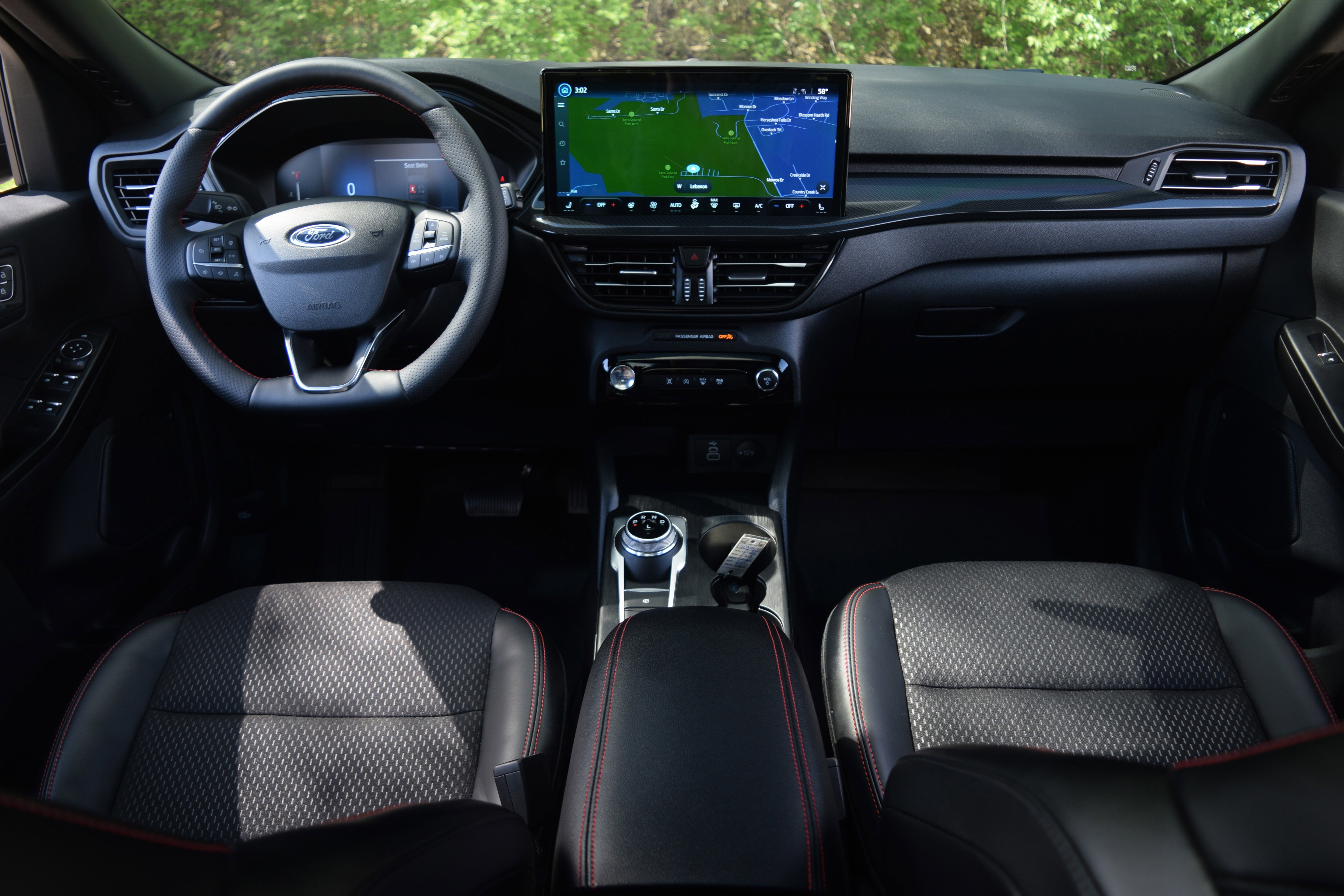 Used 2025 Ford Escape ST-Line w/ Tech Pack #1 image 8