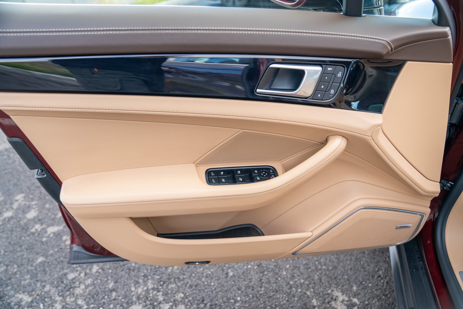 Used 2023 Porsche Panamera 4S AWD/4WD image 10