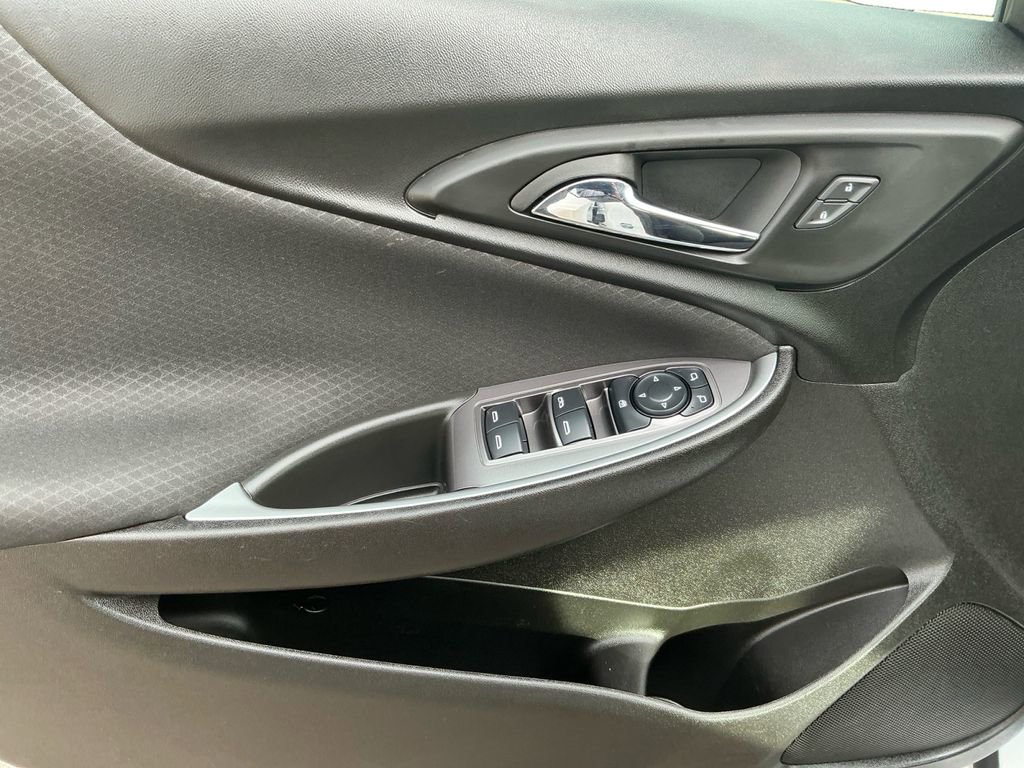 Used 2023 Chevrolet Malibu LT image 21