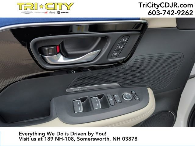 Used 2025 Acura ADX A-Spec image 17