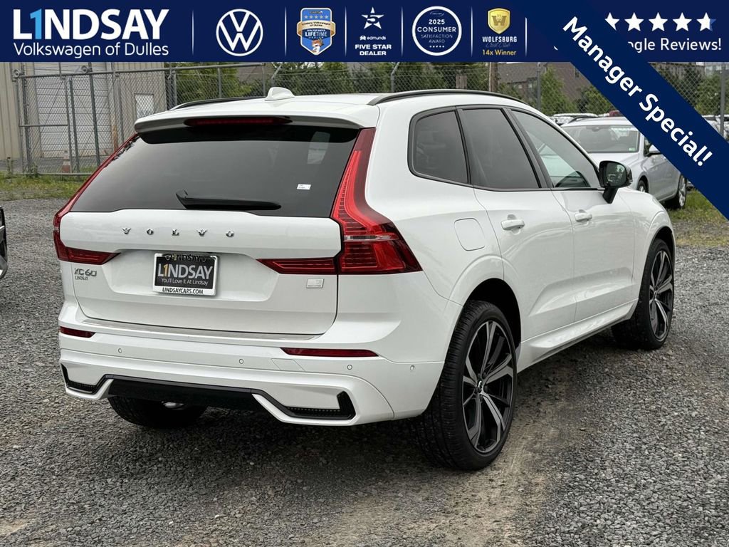 Used 2023 Volvo XC60 T8 Ultimate image 6