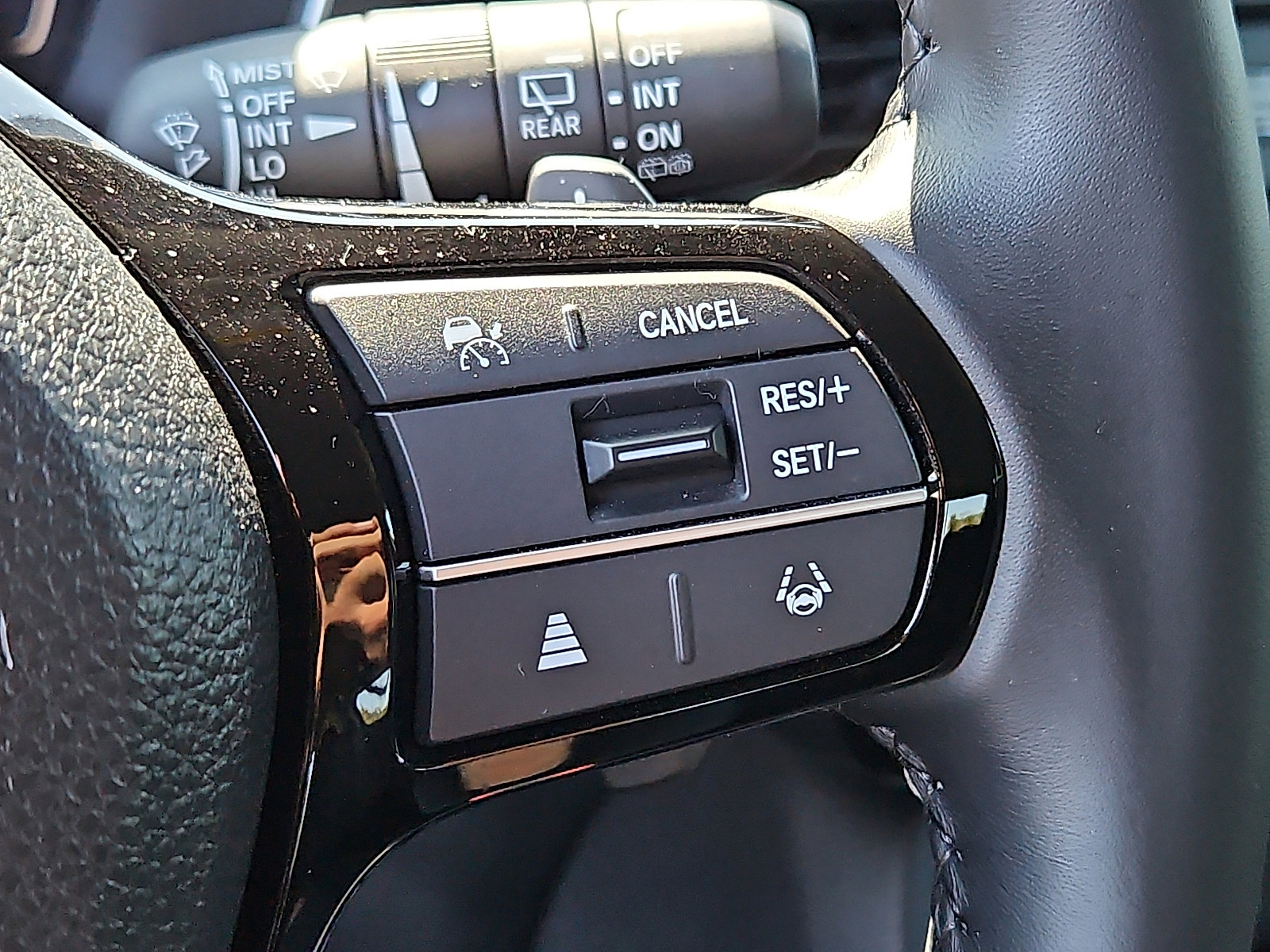 Used 2024 Honda Pilot EX-L image 24