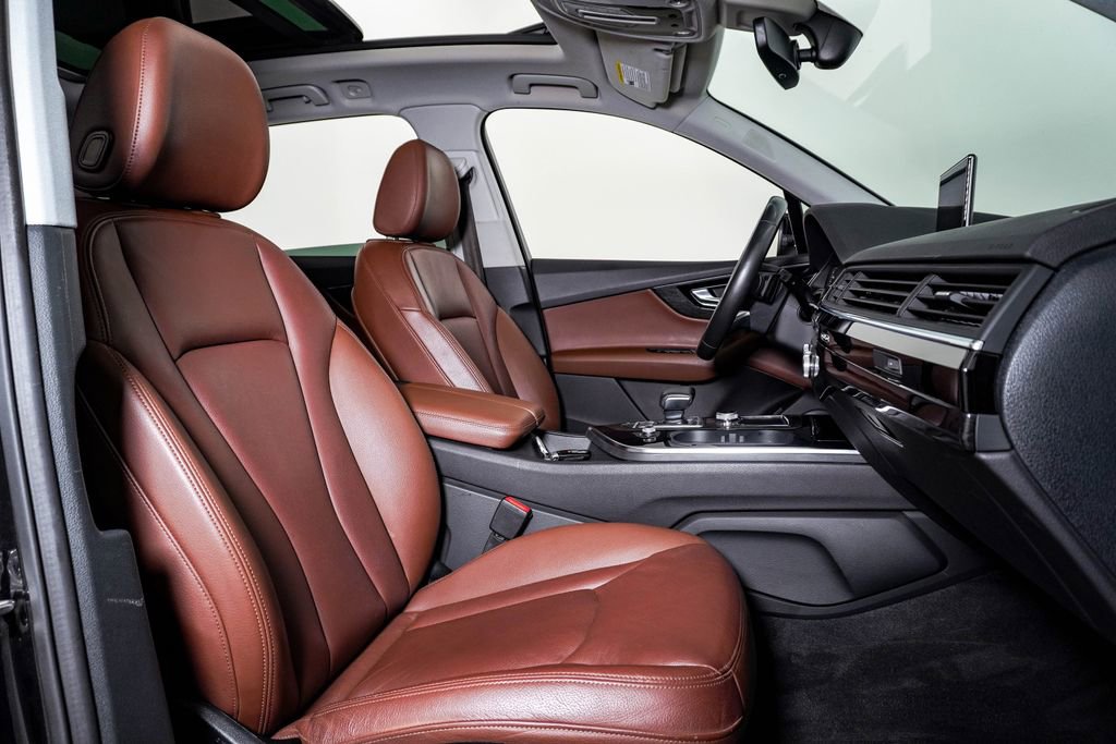 Used 2019 Audi Q7 3.0T Premium Plus w/ Premium Plus Package AWD/4WD image 14