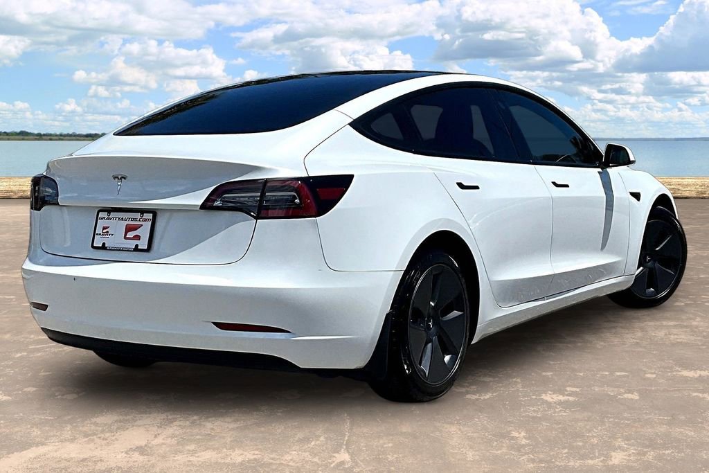 Used 2023 Tesla Model 3 Standard Range RWD image 4