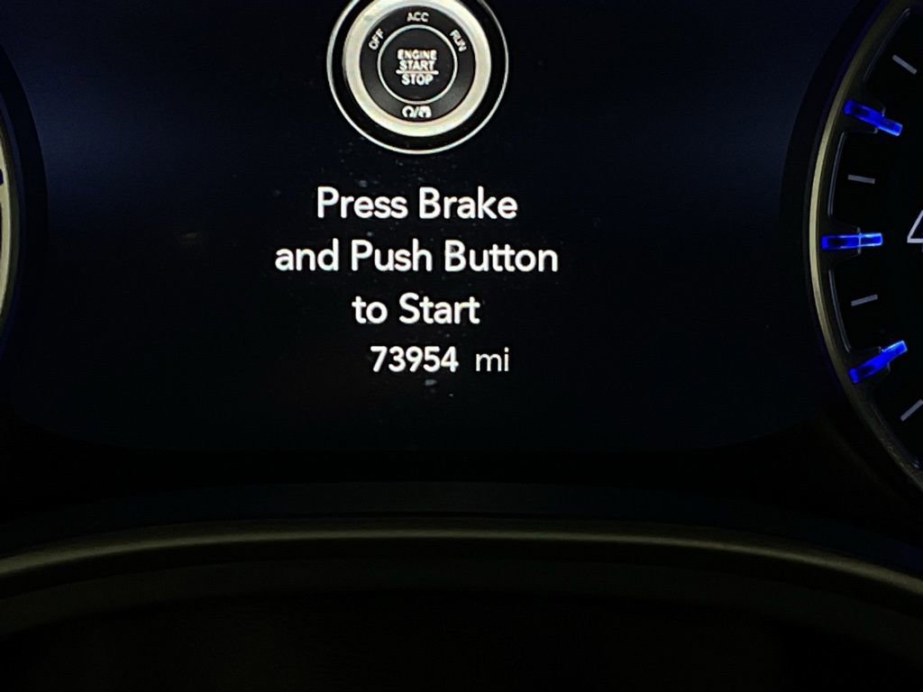 Used 2022 Chrysler Pacifica Touring-L w/ Uconnect Theater Family Group image 40