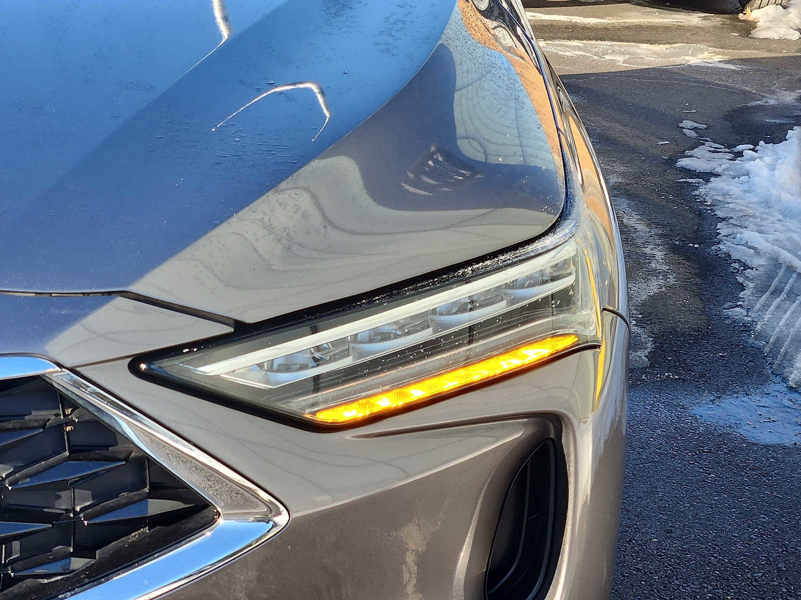 Used 2023 Acura MDX SH-AWD w/ Technology Package image 9