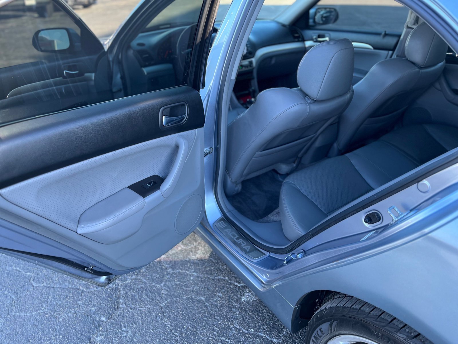 Used 2005 Acura TSX image 37