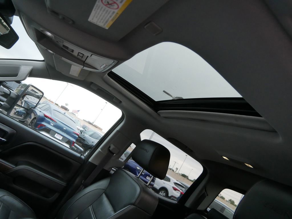 Used 2017 GMC Sierra 3500 Denali image 15