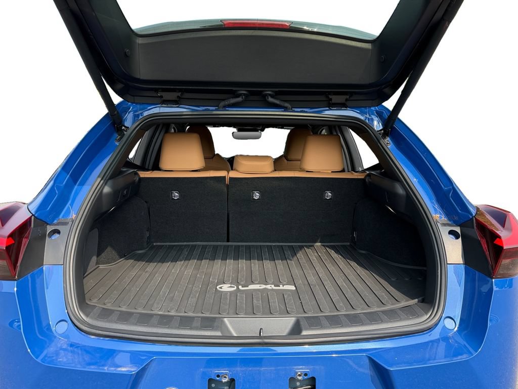 Used 2025 Lexus UX 300h AWD w/ Accessory Package (Z1) image 9