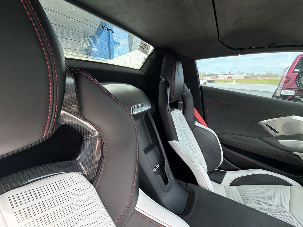 Used 2023 Chevrolet Corvette Stingray Premium Conv w/ Z51 Performance Package image 14
