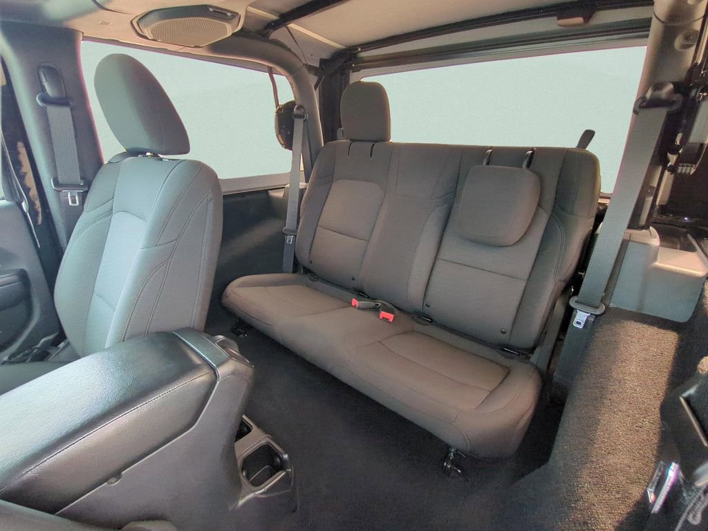 Used 2019 Jeep Wrangler Sport image 21