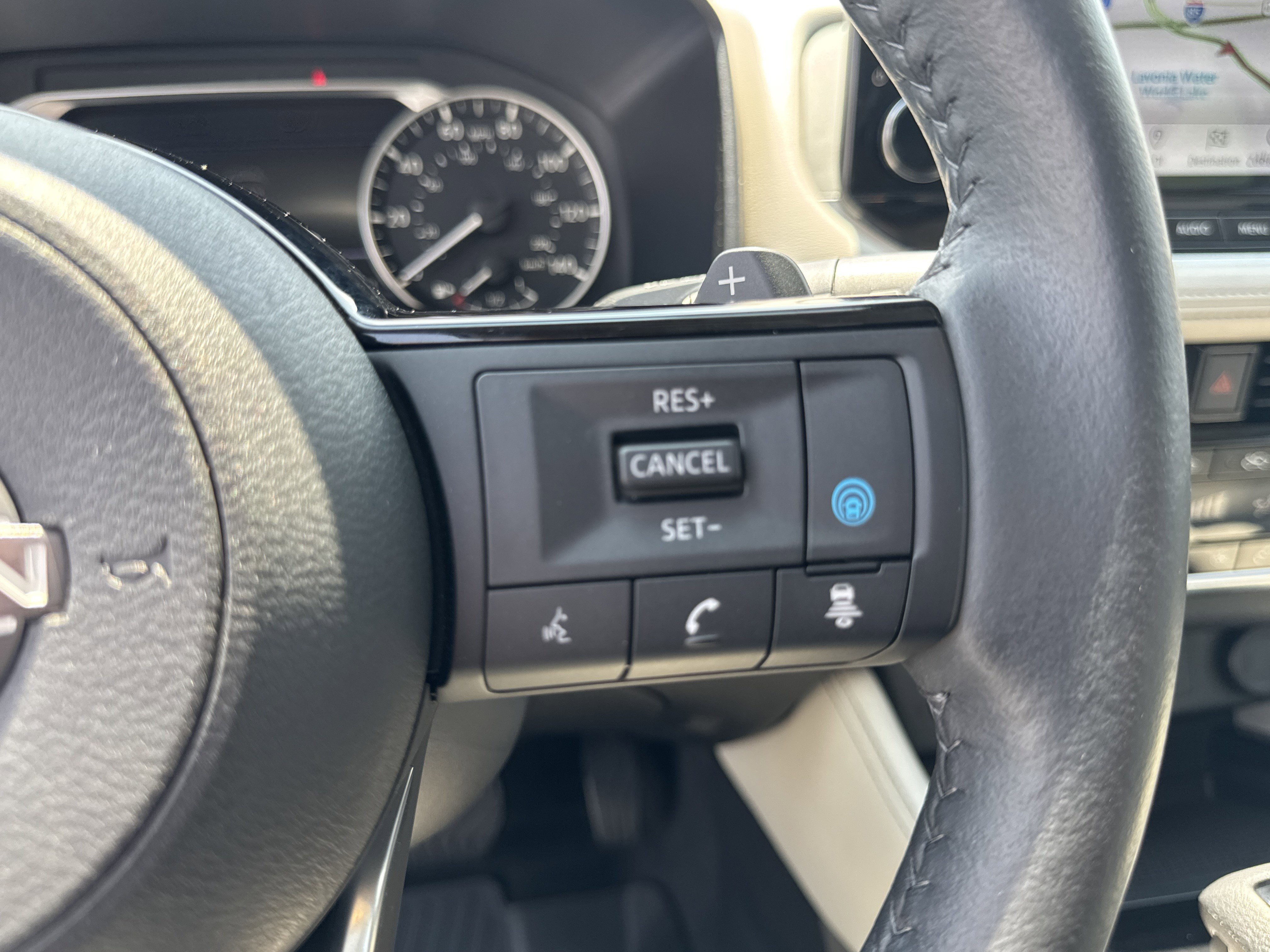 Used 2023 Nissan Rogue SL w/ SL Premium Package FWD image 35