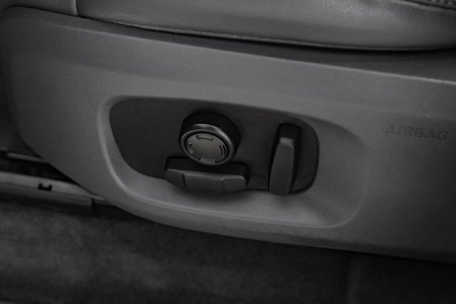 Used 2017 Land Rover Range Rover Evoque SE Premium image 30