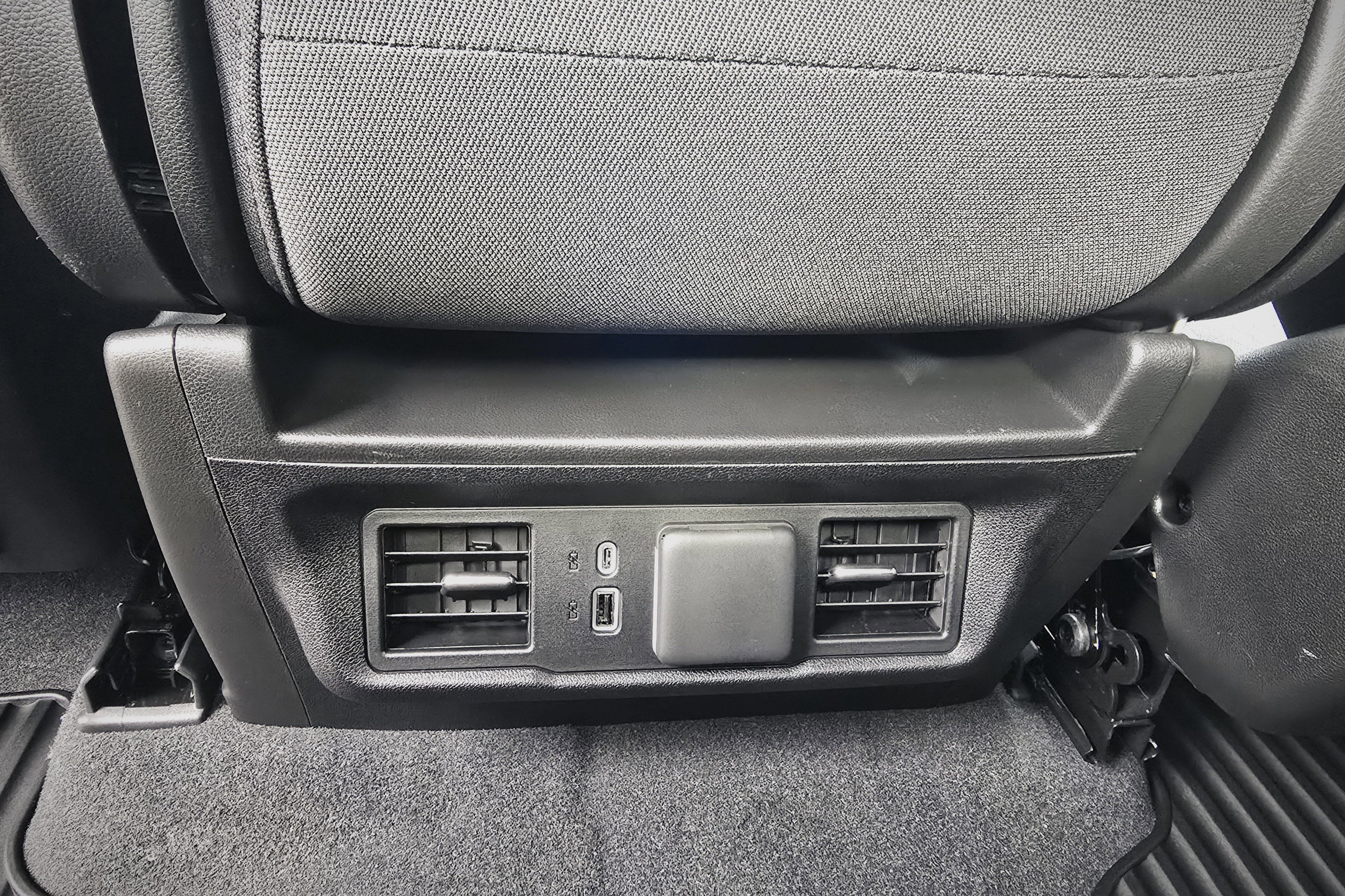 New 2026 GMC Sierra 1500 Elevation image 31