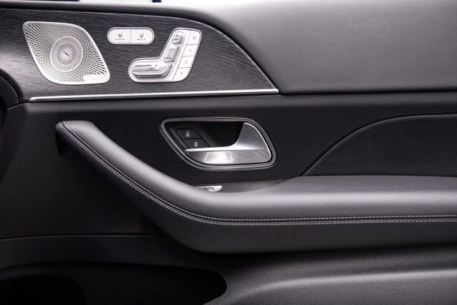 Used 2025 Mercedes-Benz GLE 350 4MATIC image 30