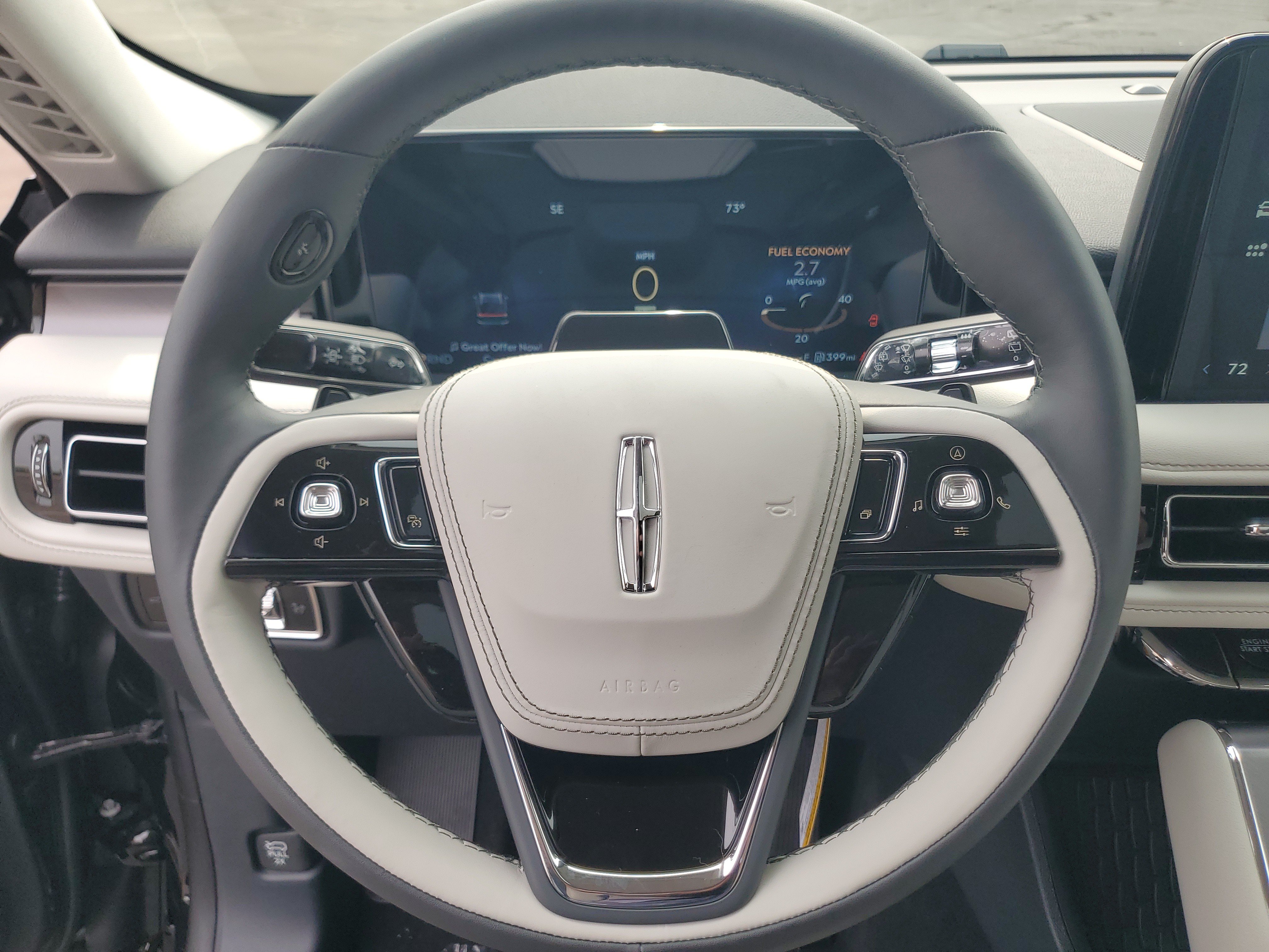 New 2026 Lincoln Aviator AWD image 15