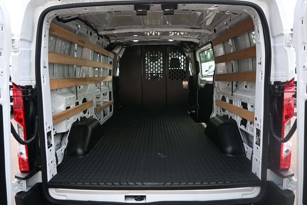 Used 2025 Ford Transit 250 Low Roof w/ Exterior Upgrade Package RWD image 25