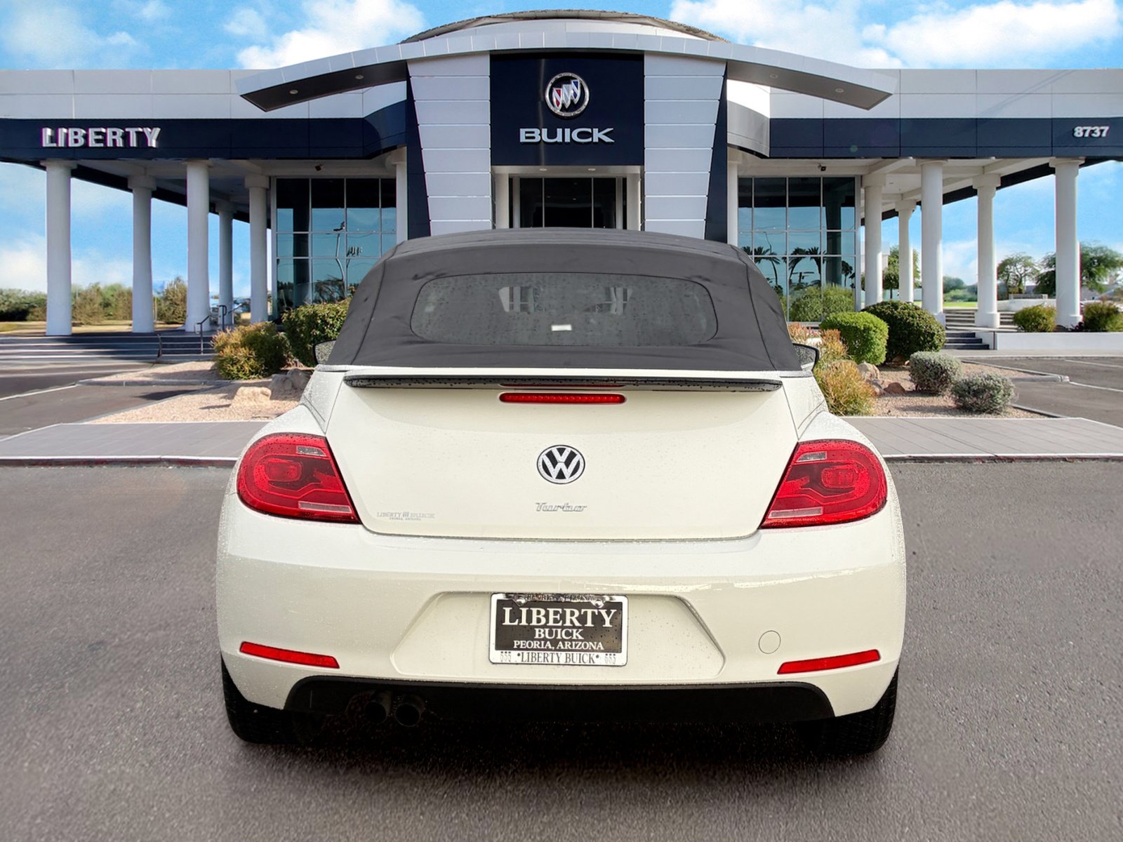 Used 2016 Volkswagen Beetle 1.8T S FWD image 9