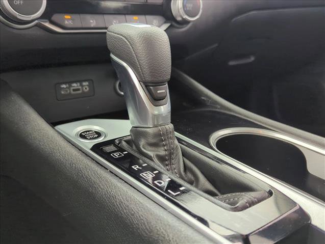 Used 2024 Nissan Altima 2.5 SV image 12