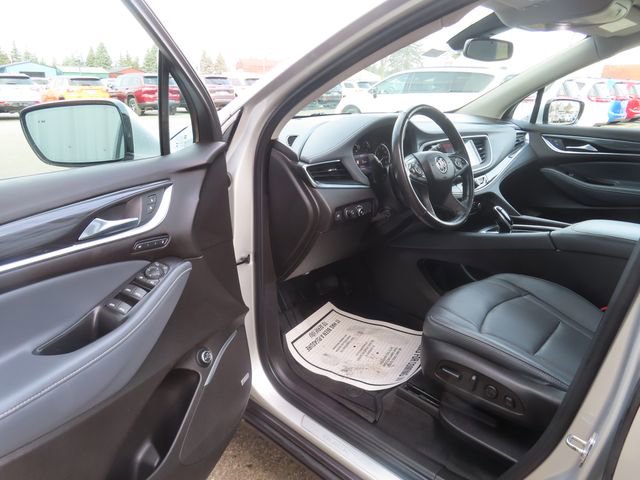 Used 2021 Buick Enclave Premium w/ Sun and Sites Package image 18