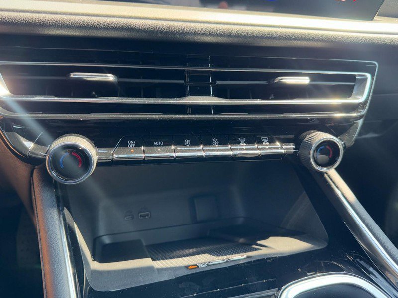 New 2026 Chevrolet Traverse LT w/ Driver Confidence Package image 38