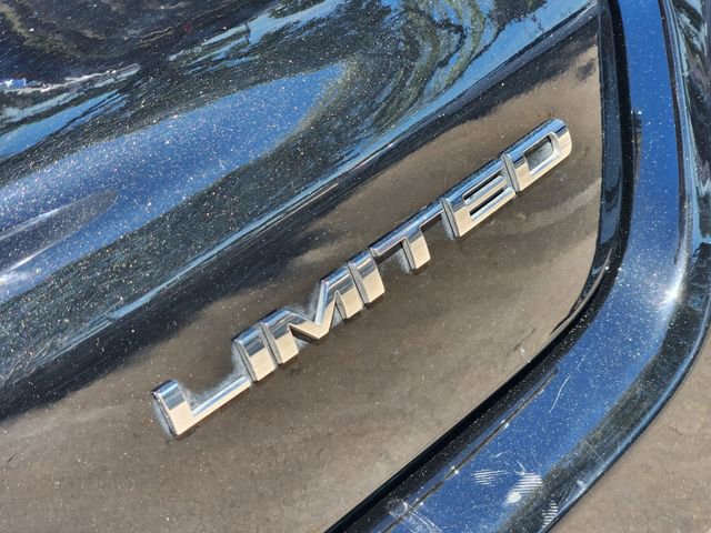 Used 2025 Jeep Compass Limited image 12